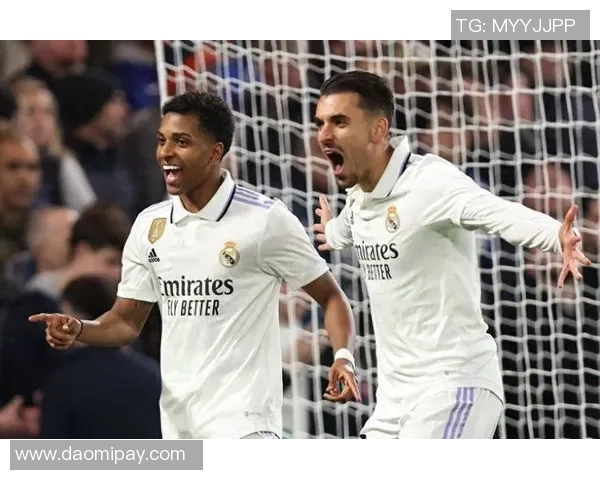 英超精彩对决皇马强势3-0战胜AC米兰神扑与十大进球引爆全场激情 英超精彩对决皇马强势3-0战胜AC米兰神扑与十大进球引爆全场激情