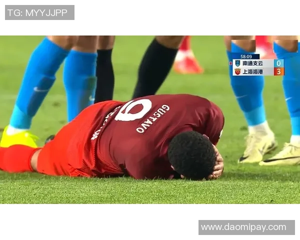 中超激战：马竞大胜曼联红牌争议引发全场热议