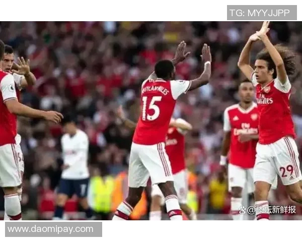 国王杯激战：拜仁逆转阿森纳红牌事件引发全场热议