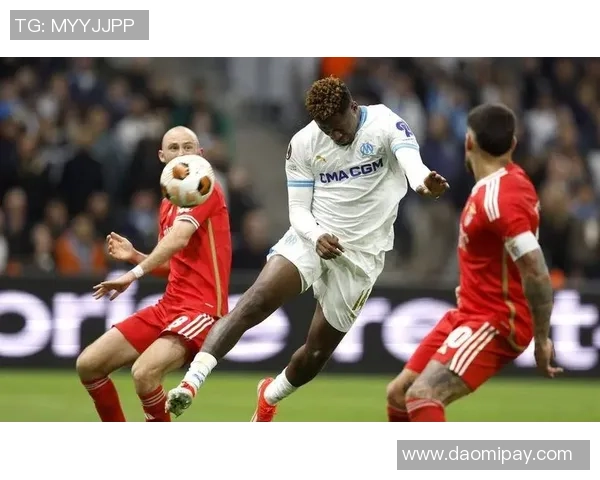 欧联杯精彩对决多特蒙德险胜本菲卡帽子戏法引爆全场激情