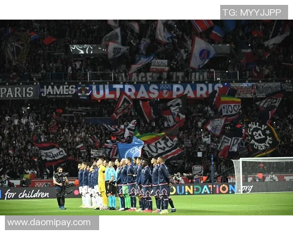 国王杯决赛曼联大胜切尔西五球狂潮全场沸腾赛后分析精彩纷呈