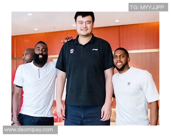 姚明分享生活点滴晒出温馨照片引发网友热议与感慨