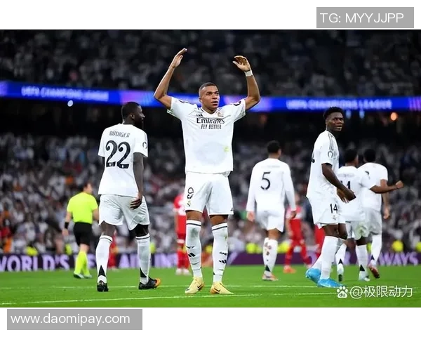 国王杯精彩对决AC米兰轻取切尔西晋级点球大战引爆全场激情