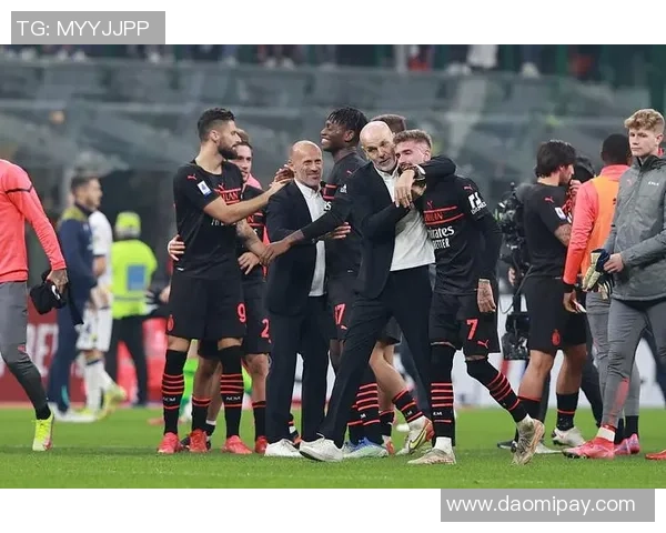 欧冠激战AC米兰3-0波尔图红牌事件引发全场热议