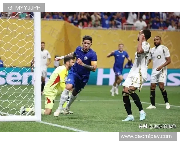 友谊赛精彩对决：多特蒙德与本菲卡战成平局引发热议