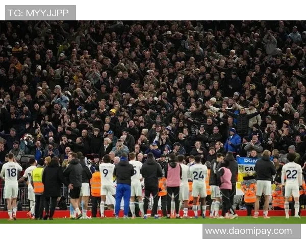 意甲焦点战曼城与热刺互交白卷补时进球引发全场狂欢与转会热议