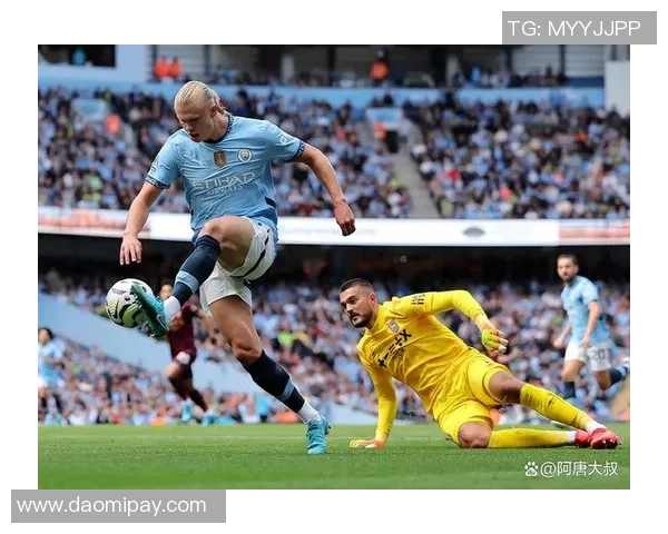 世界杯精彩对决曼城强势击败AC米兰晋级点球大战引发全场热潮