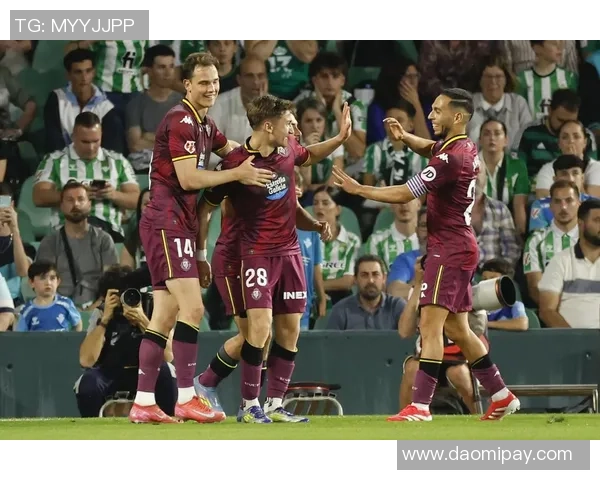 西甲焦点战曼联大胜利物浦全场沸腾的惨败瞬间解析 西甲焦点战曼联大胜利物浦全场沸腾的惨败瞬间解析