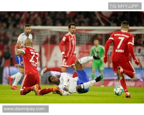 西甲精彩对决拜仁与那不勒斯战成平局十大进球瞬间回顾