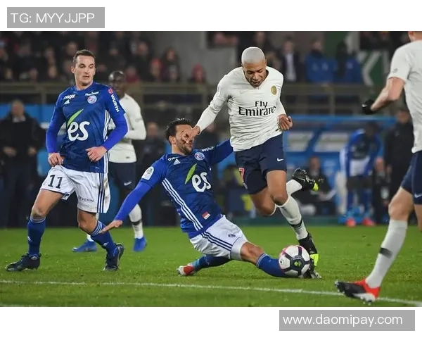 英超精彩对决曼城大胜巴黎圣日耳曼点球大战引发全场热烈反响