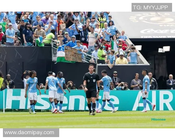 切尔西逆袭曼城友谊赛惊现冷门全场沸腾瞬间回顾