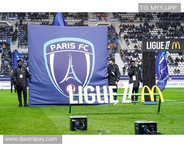 多特蒙德友谊赛大胜本菲卡帽子戏法点燃全场激情与战术分析