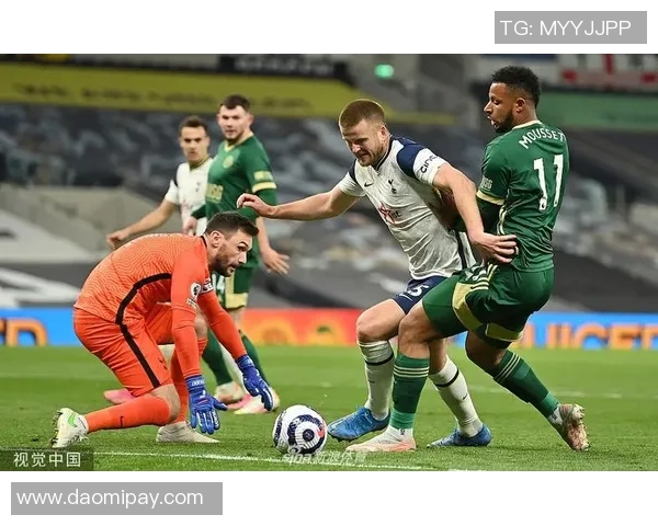 英超精彩对决巴萨3-0热刺帽子戏法点燃全场激情 英超精彩对决巴萨3-0热刺帽子戏法点燃全场激情