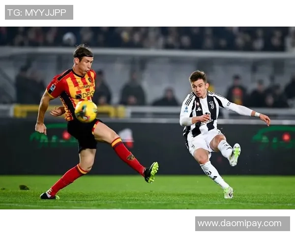 里昂大胜那不勒斯4-0神奇扑救成比赛转折点引发热议