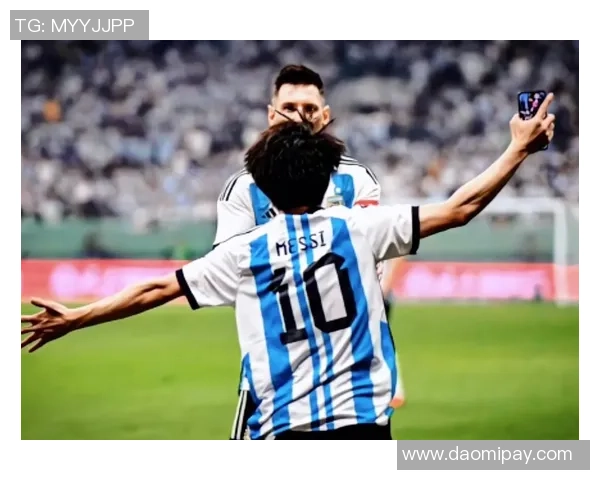 中超精彩对决曼联小胜尤文图斯神扑瞬间引发全场狂欢与十大进球回顾