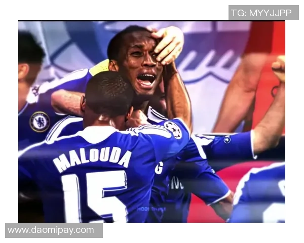 欧冠激战：拜仁与曼联战成平局门将神扑成比赛转折点